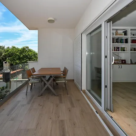 Kona Villa